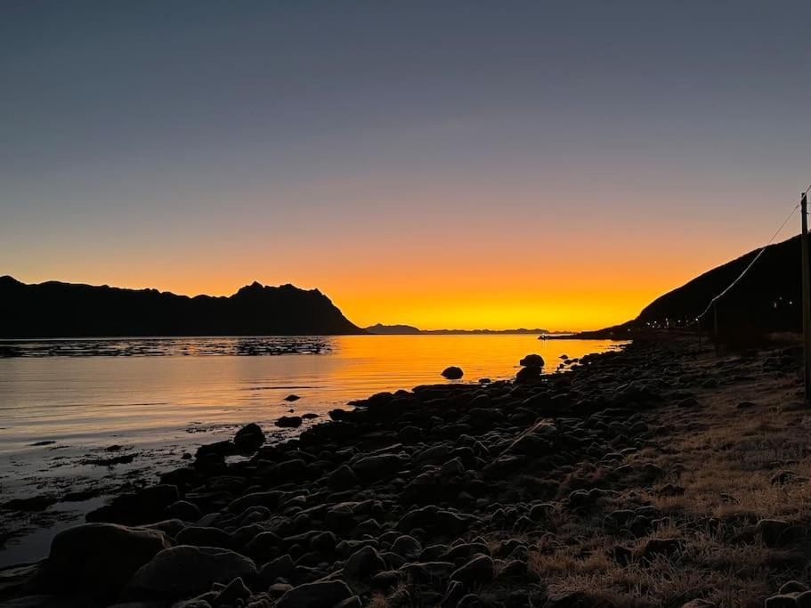 Leilighet I Rorbu Pa Kaldfarnes - Yttersia Senja Екстер'єр фото